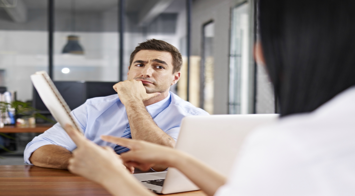 La importancia de la comunicación no verbal en una entrevista