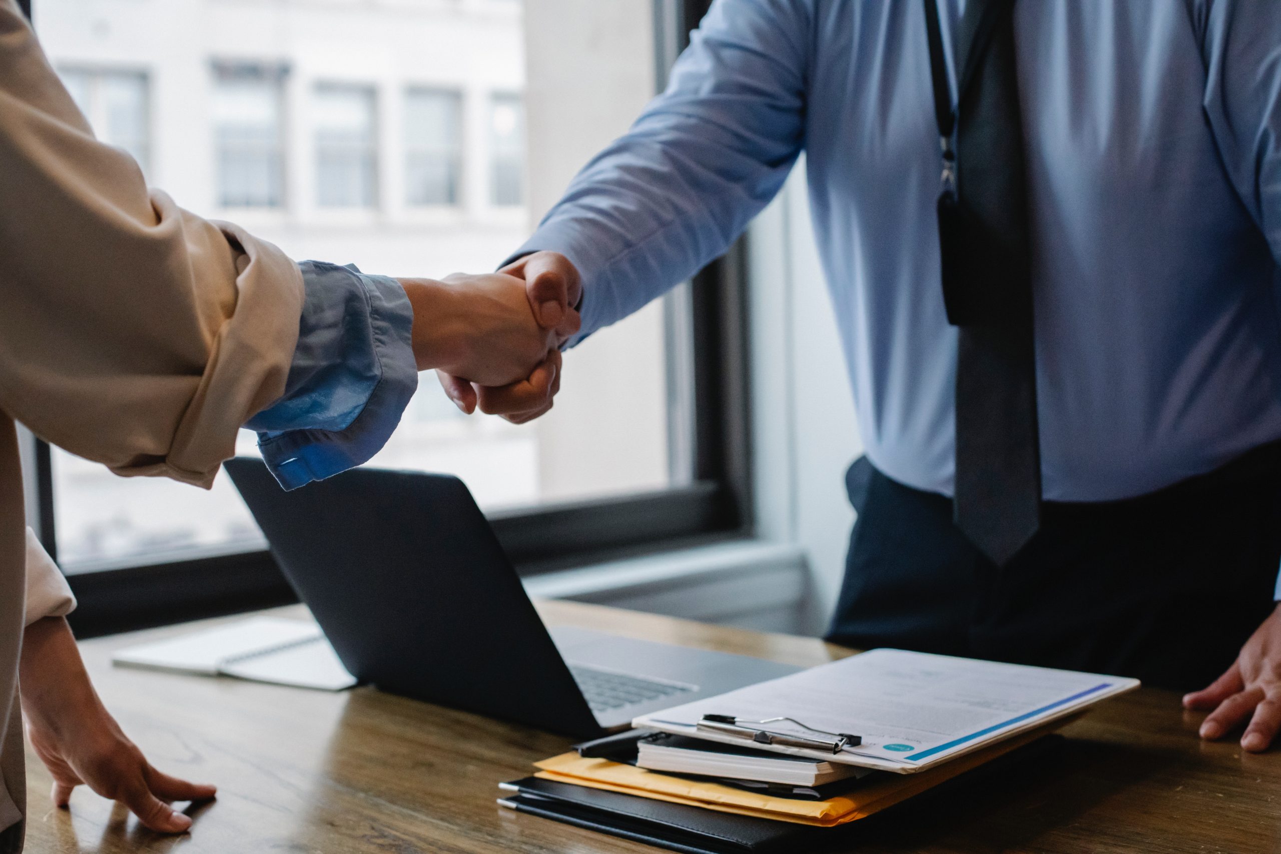 Conoce los tipos de contratos de trabajo en España
